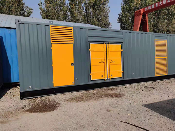 群英乡300kw 柴油发电机组用多大的空气开关？