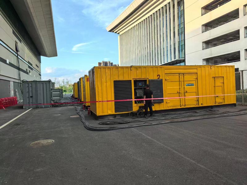 群英乡柴油发电机冬季保养注意事项?